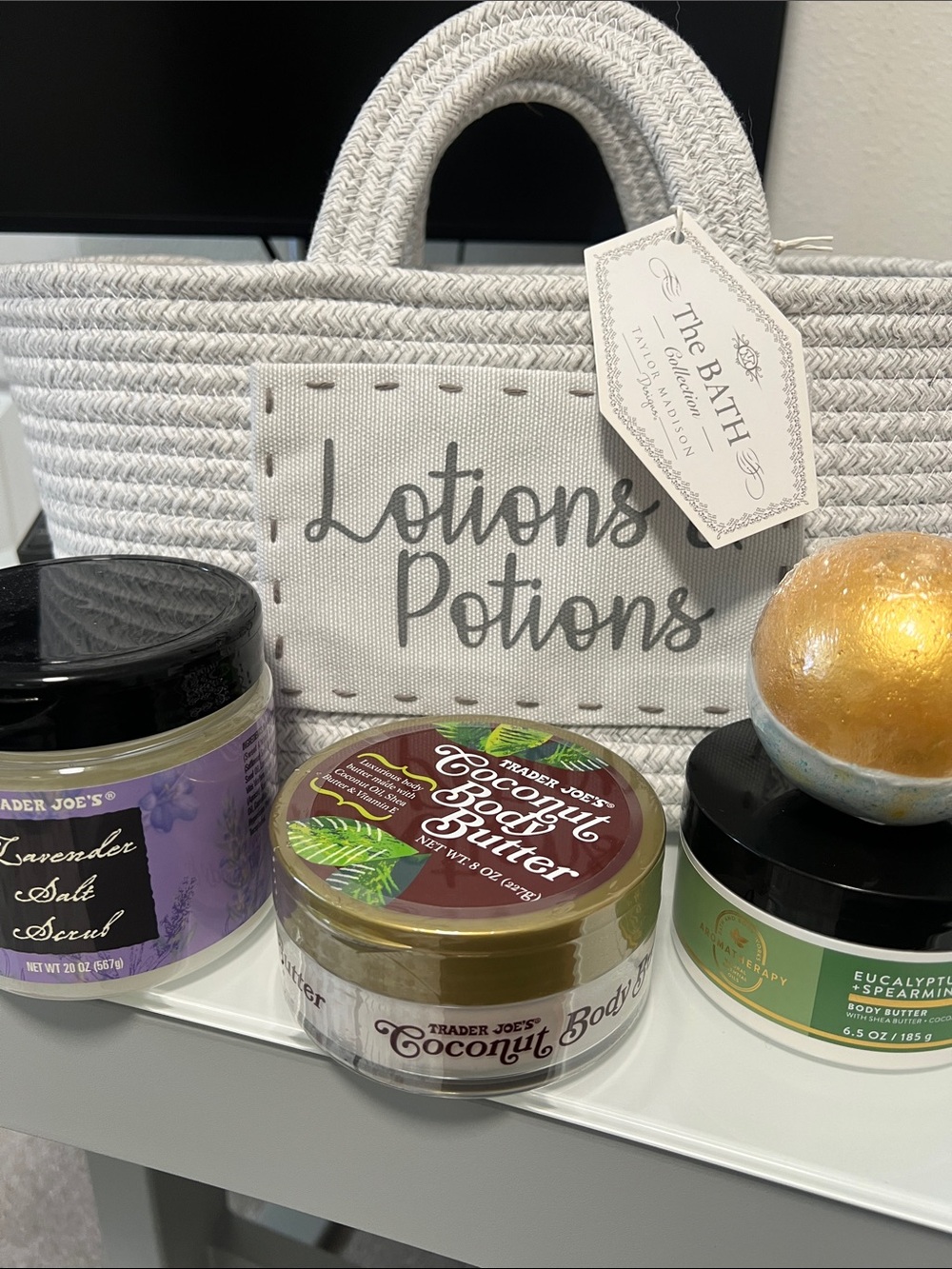 White 'Lotions & Potions' Spa Basket